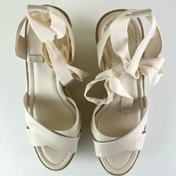 NEW VINCE CAMUTO BEIGE PLATFORM WEDGE SANDALS - Picture 11 of 12